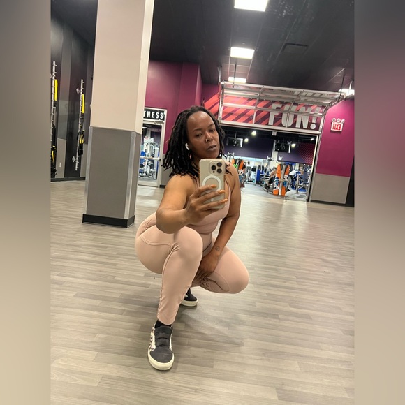 Shauna7887 - Picture 4 of 4